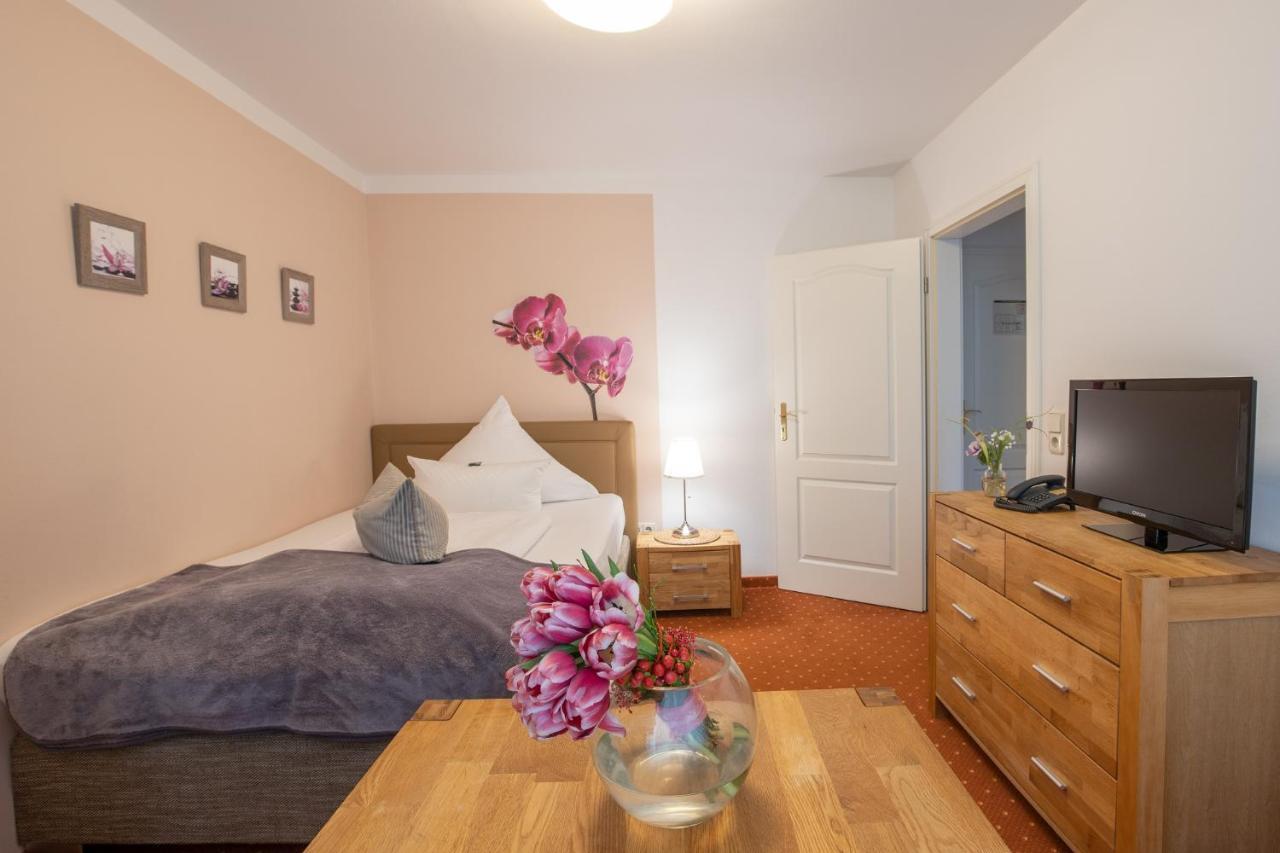 Seehotel Lindenhof リヘン エクステリア 写真