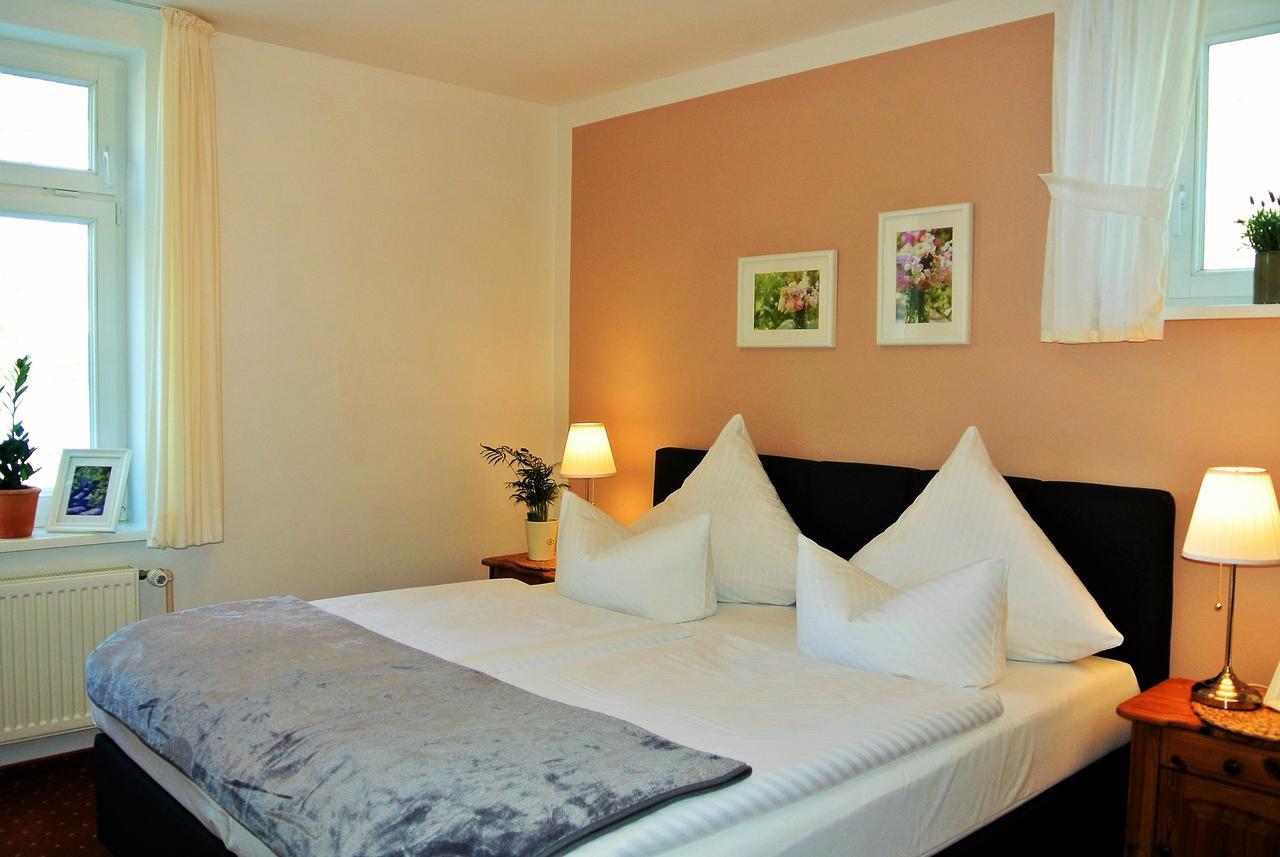 Seehotel Lindenhof リヘン エクステリア 写真